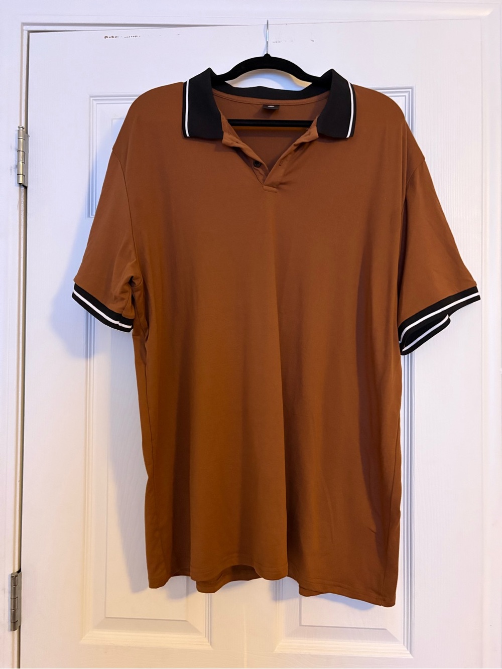 Source Unknown Brown Polo with Black Contrast Collar